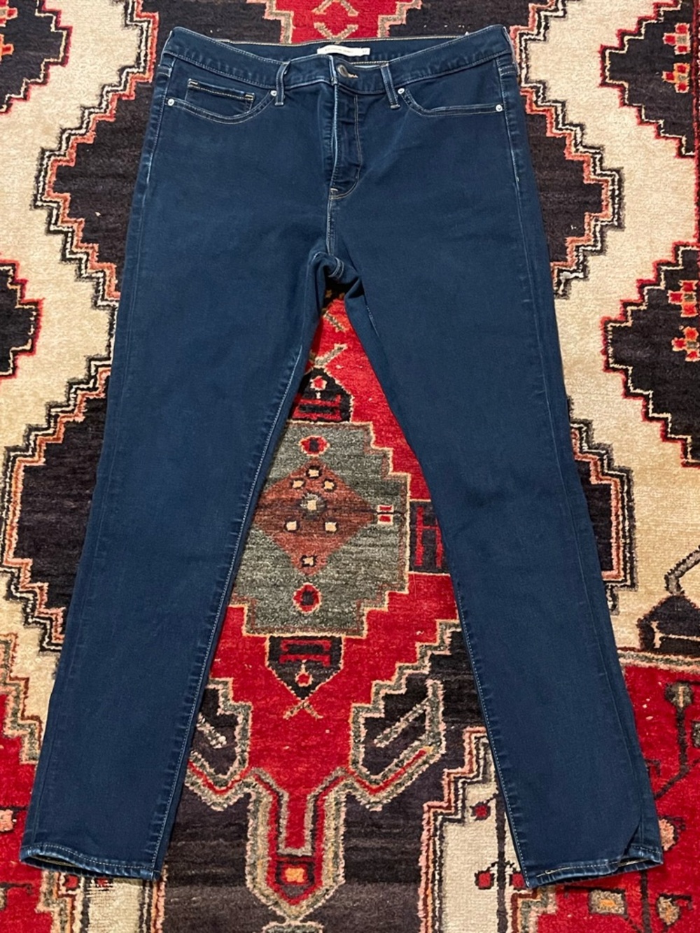 Levi's dark wash Shaping Skinny jean
